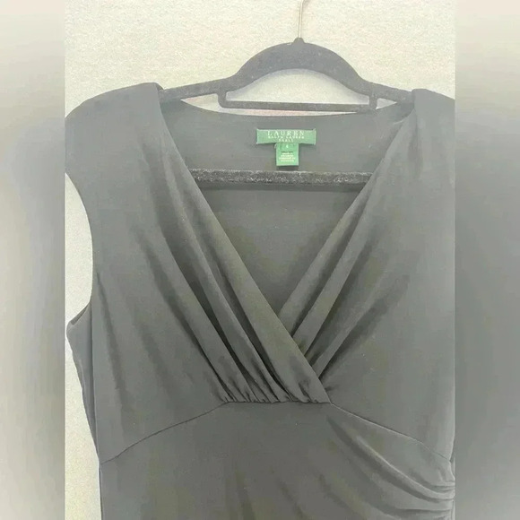 Lauren Ralph Lauren Little black dress v-neck stretchy comfortable shoulder pads - Picture 3 of 12